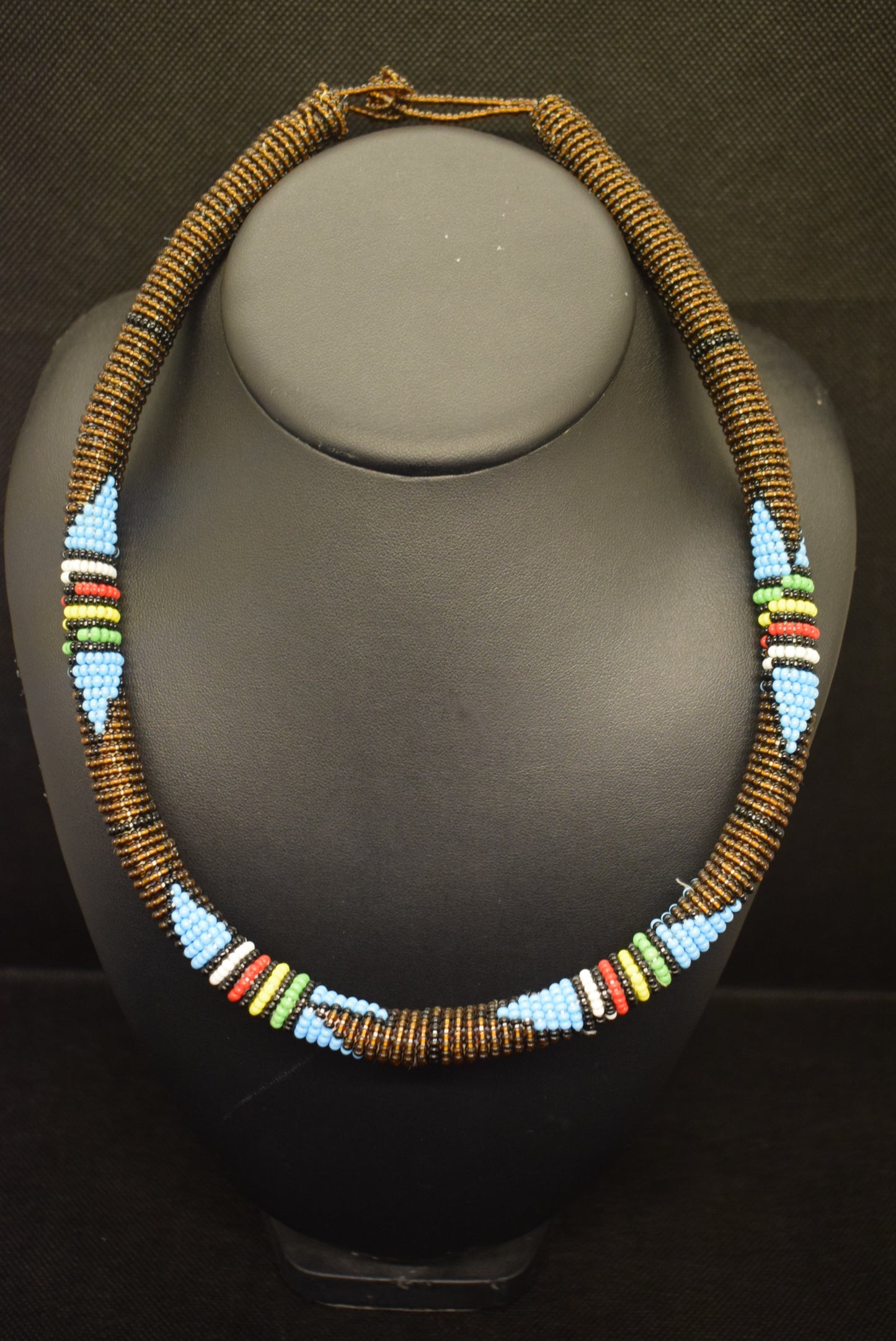 Collar masaï4