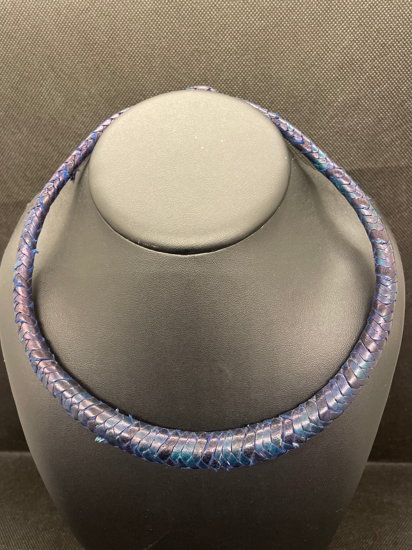collar cuero2