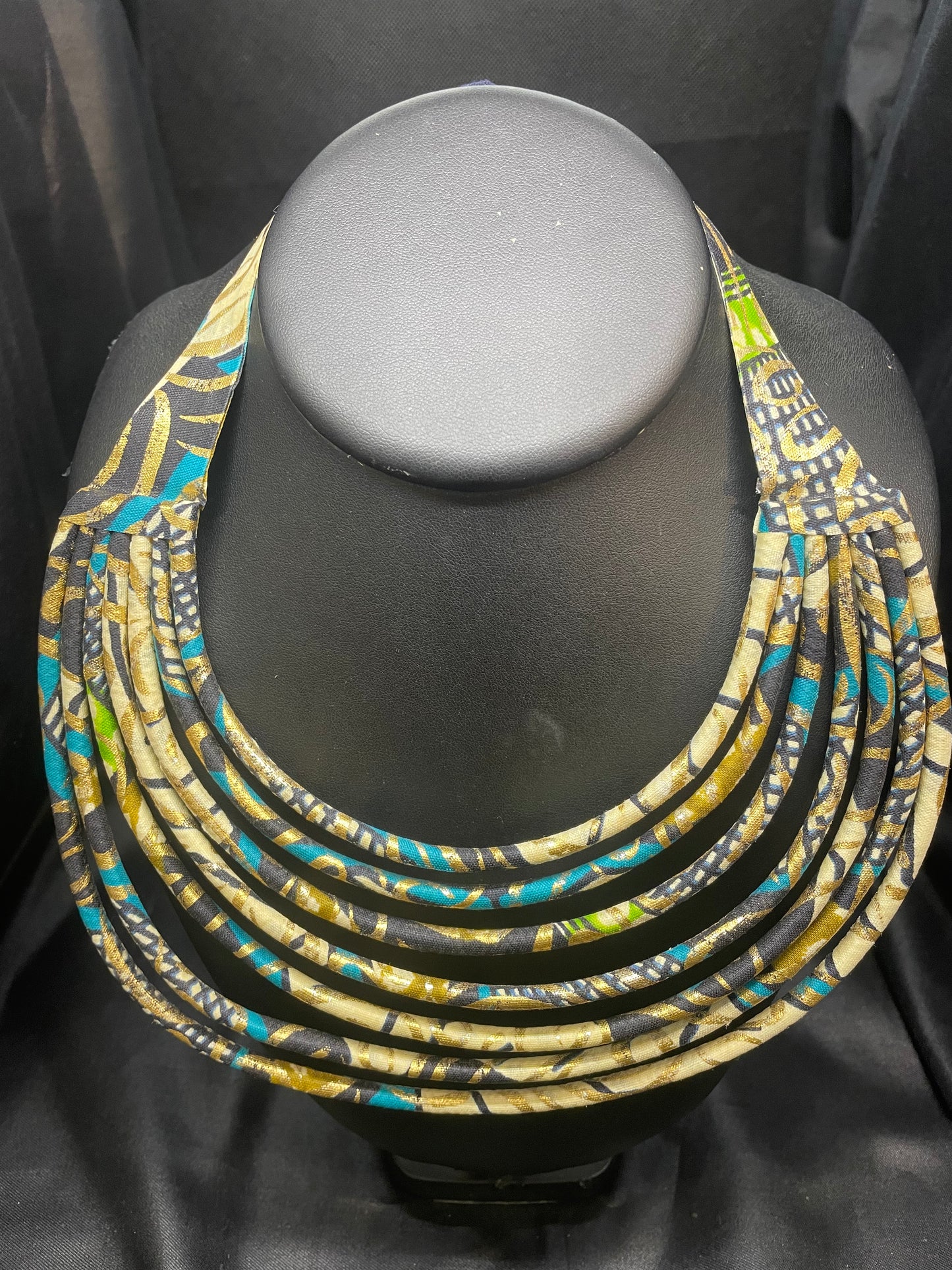 collares wax13