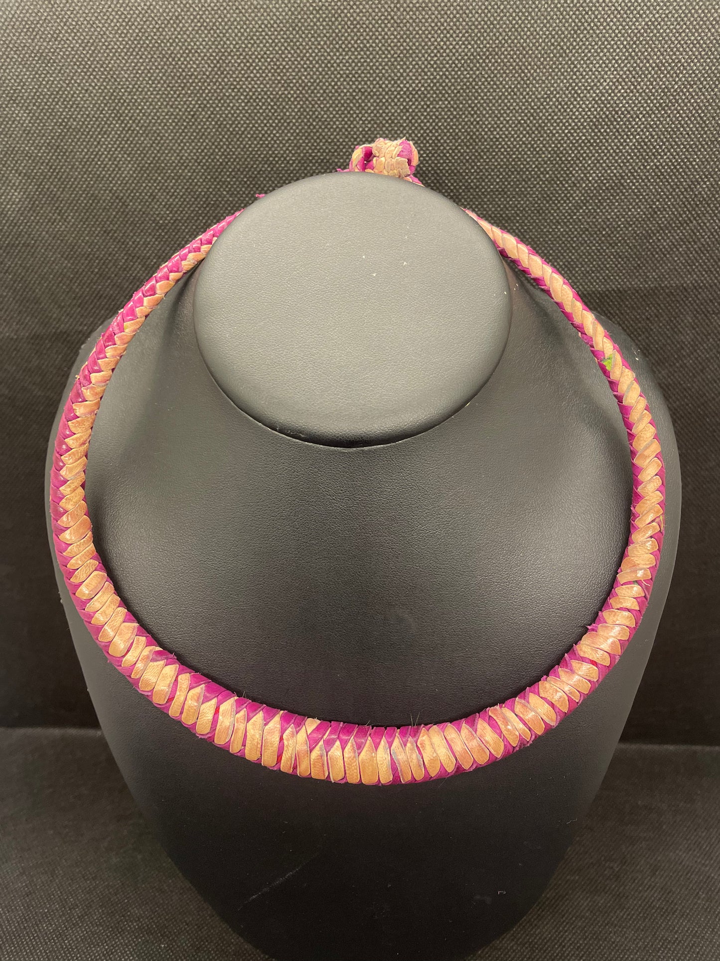 collar cuero12