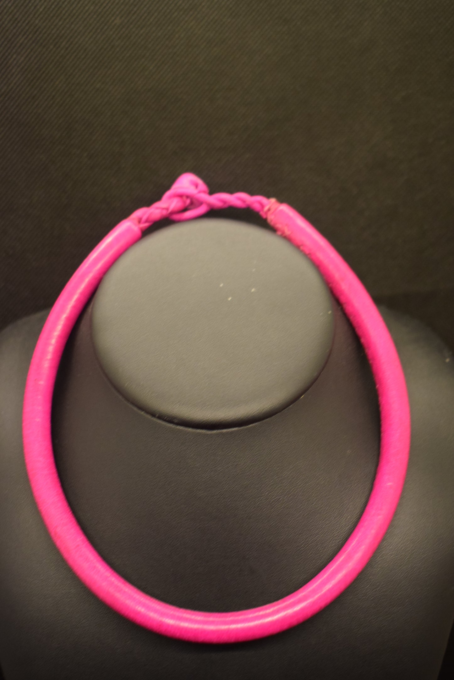 collar de cuero17
